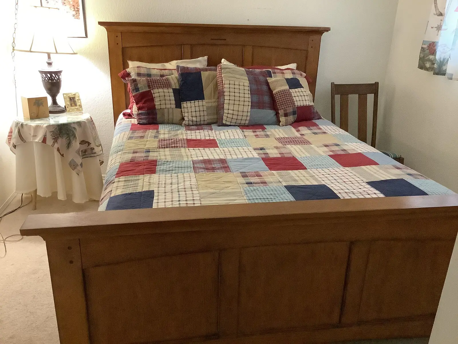 bedroom #3, queen size bed checkered comforter